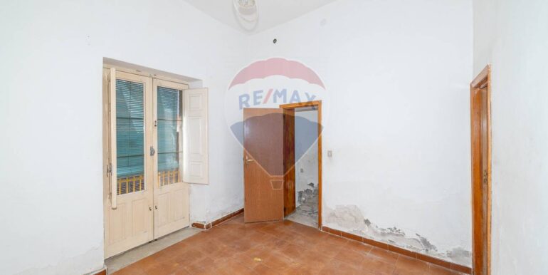 20251205131047-1006590-6