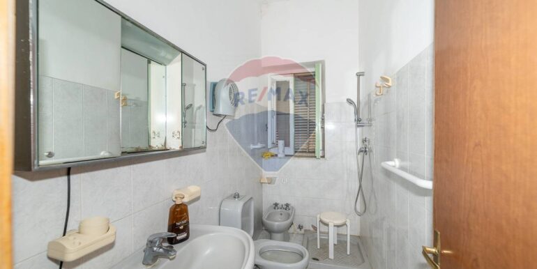 20251205131200-1006590-20