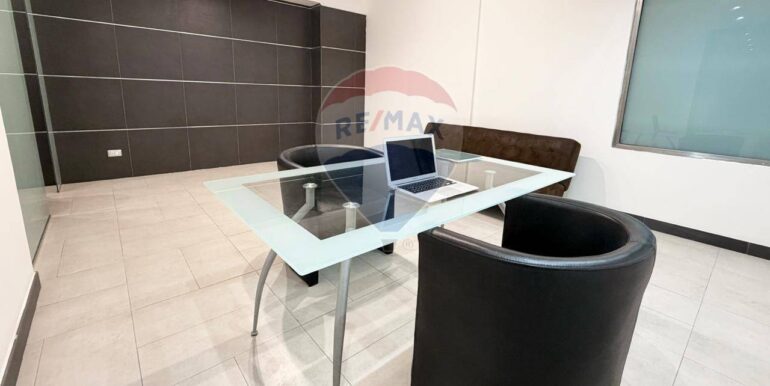 20251205173826-1006630-7