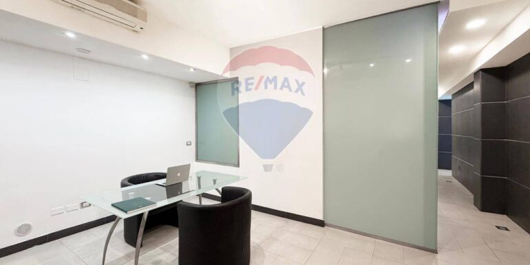 20251205173838-1006630-15