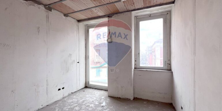 20251205174353-1006628-9