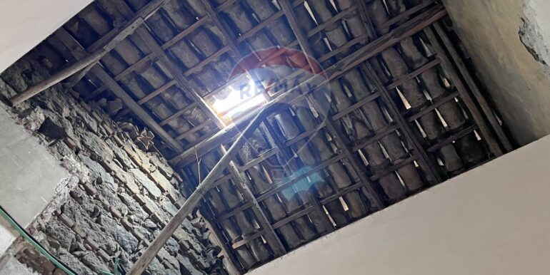 20251205174423-1006628-18