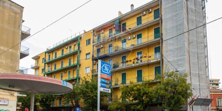 20251205182215-1007668-4