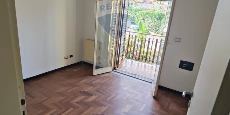 20251205192248-1006265-16