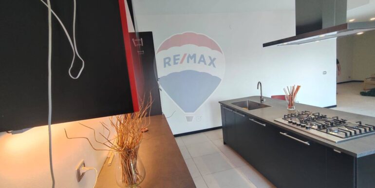 20251205192303-1006265-20