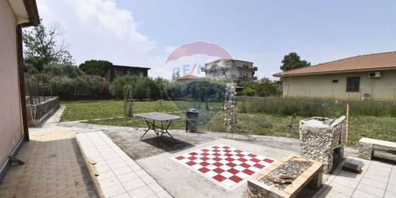 20251205193023-1007679-19