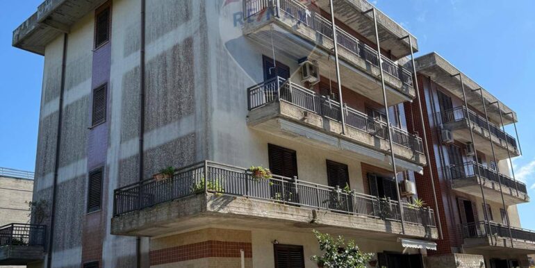 20251205224727-977983-9