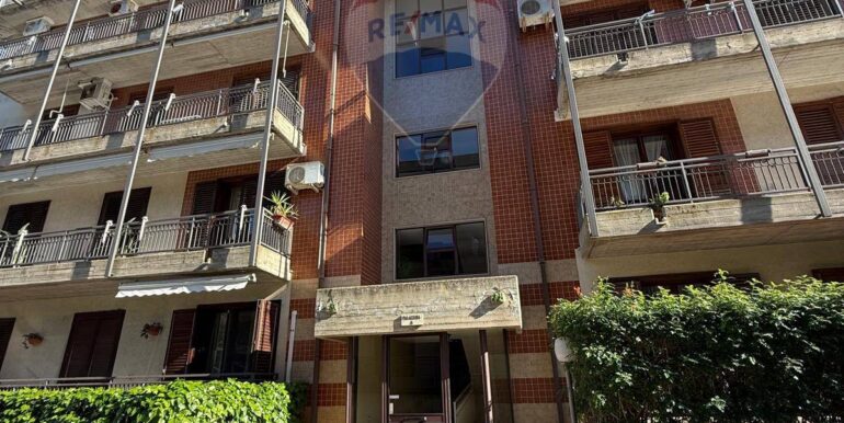 20251205224739-977983-14