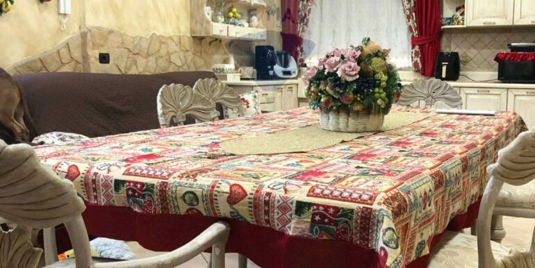 20251206120222-1007889-3