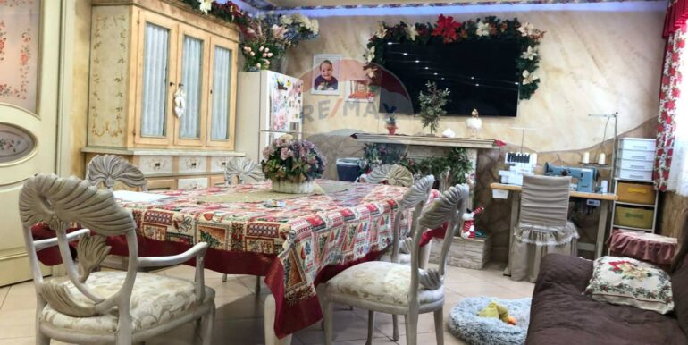 20251206120320-1007889-24