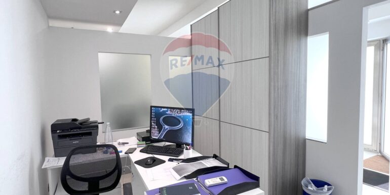 20251206120555-1007652-3