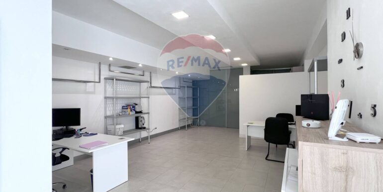 20251206120605-1007652-6