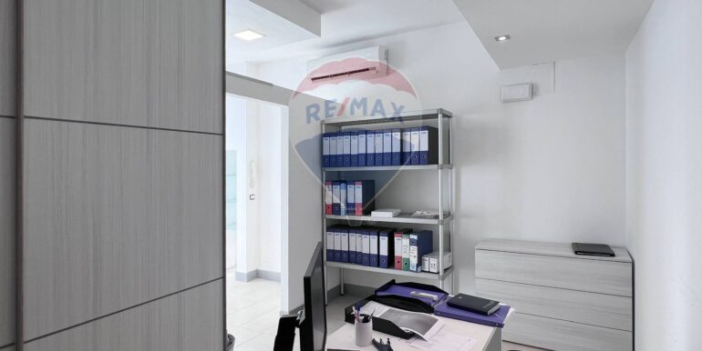 20251206120608-1007652-7