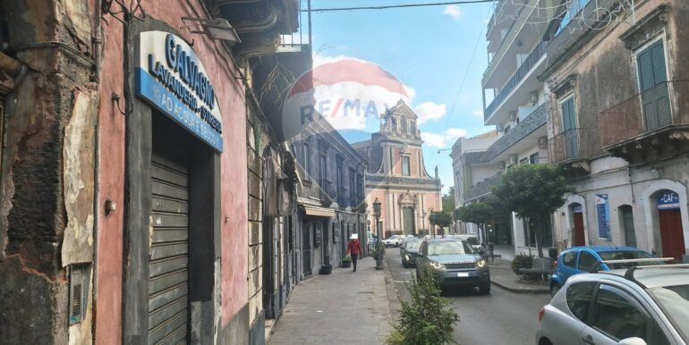 20251206121832-1007860-1