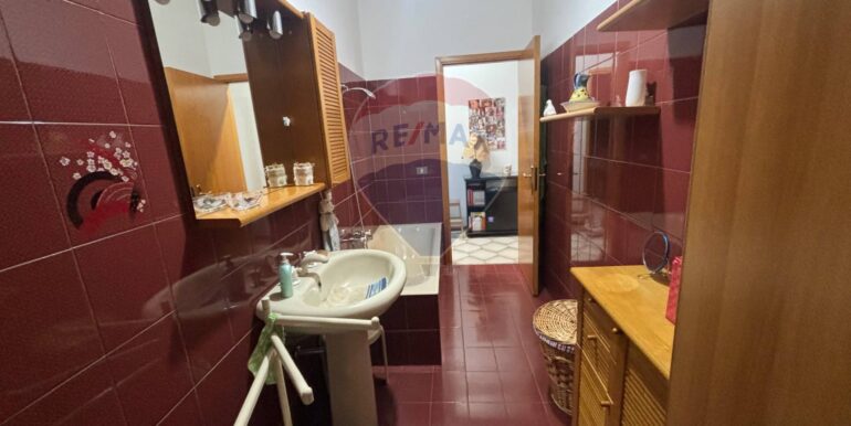 20251206181239-1007914-12