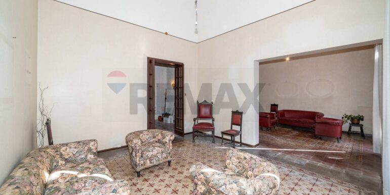 20251206223037-1007894-13