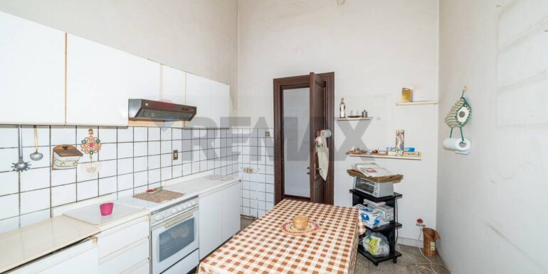 20251206223050-1007894-19