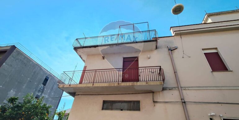 20251207104402-1007928-3