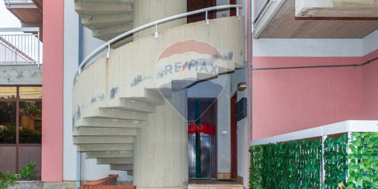 20251207163938-1007936-8