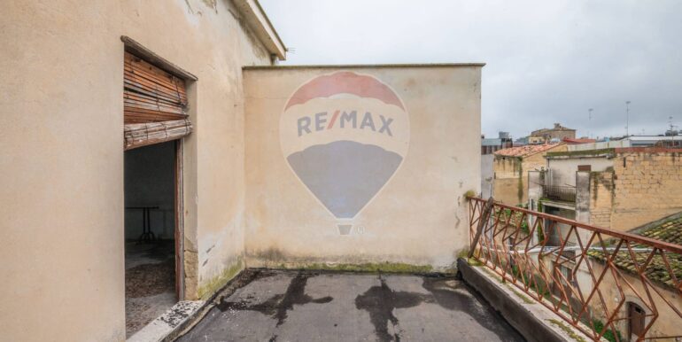 20251208180821-1007951-11