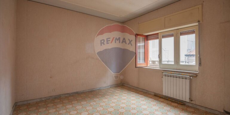 20251208182013-1002714-10