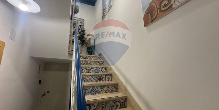 20251208211046-1007955-1