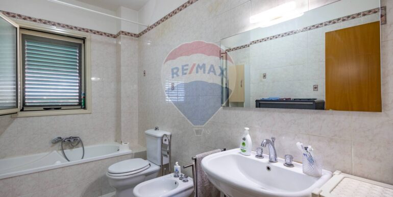 20251209102405-1006472-6