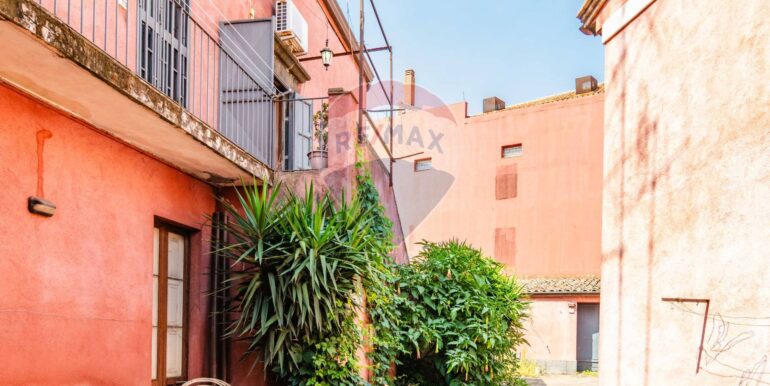 20251209120607-1008015-2