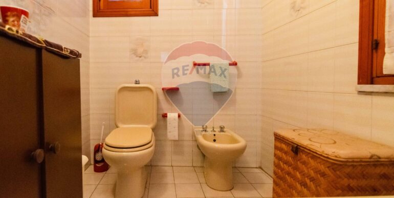 20251209120616-1008015-18