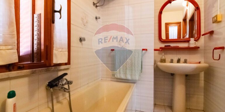 20251209120616-1008015-19