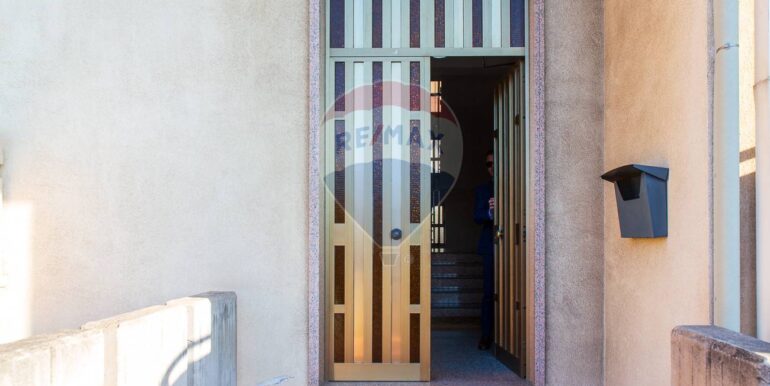 20251209125851-1007909-9