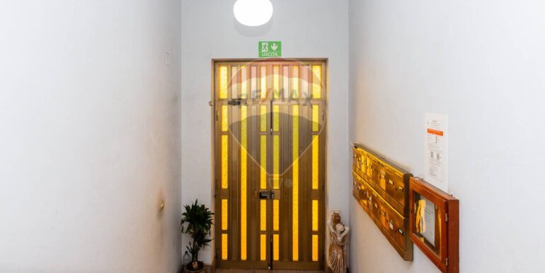 20251209125859-1007909-11