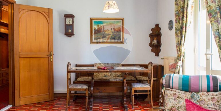 20251209145906-1008027-18