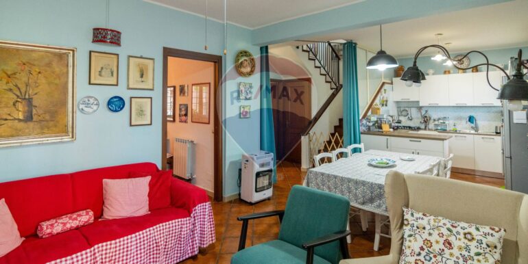 20251209172837-1007989-3