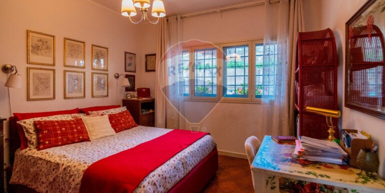 20251209172919-1007989-9