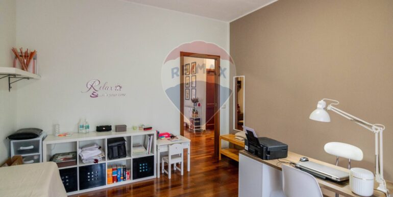 20251209173021-1007989-20