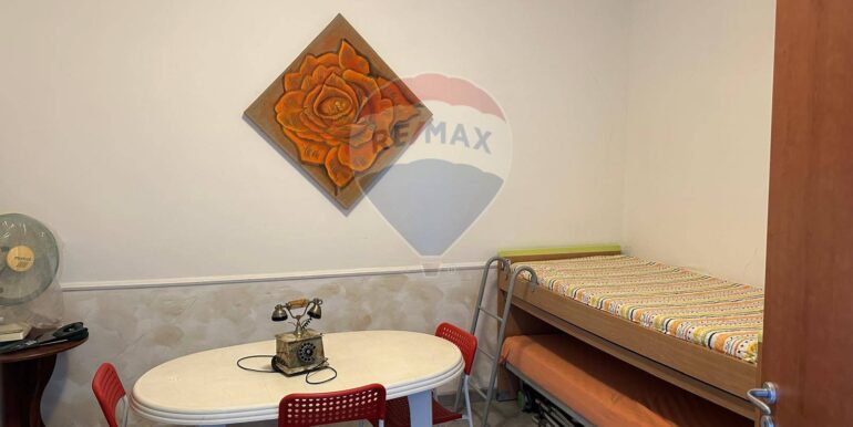 20251209183728-1008526-11