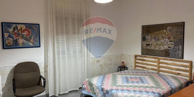 20251209183733-1008526-13