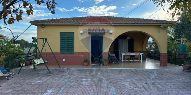 20251209183755-1008526-22