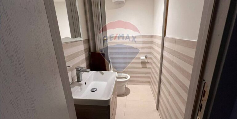 20251209190513-1008524-11