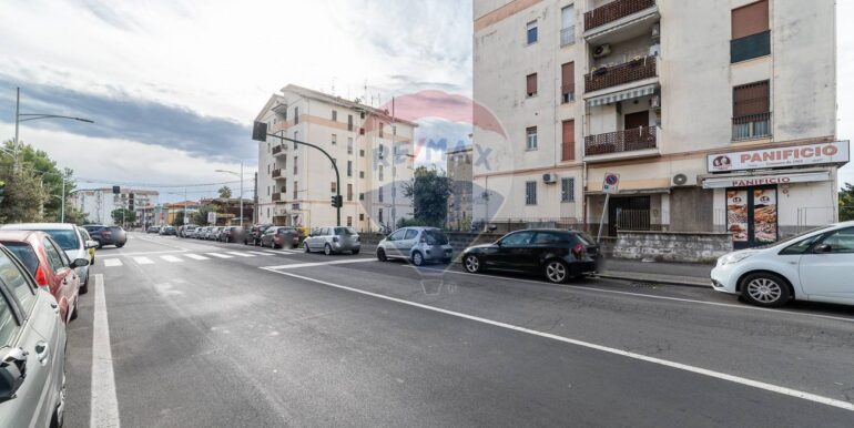 20251209195130-1008550-28