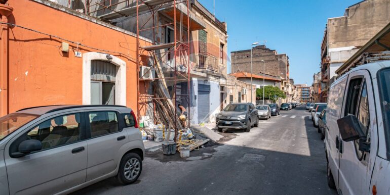 20251209212231-1008558-1