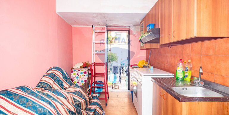 20251209212232-1008558-10