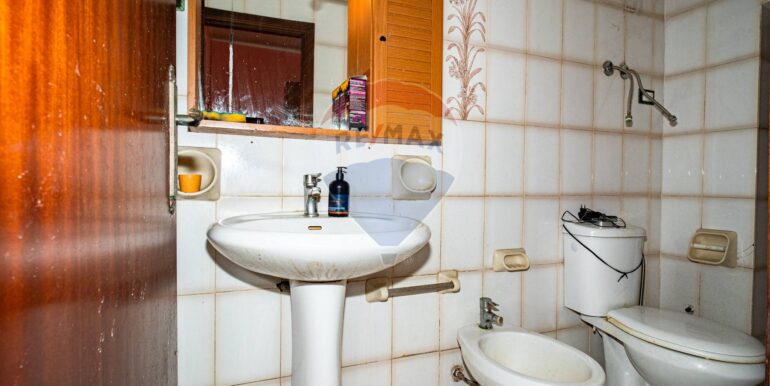 20251209212233-1008558-12