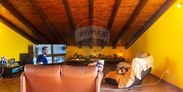 20251210101339-1008578-13