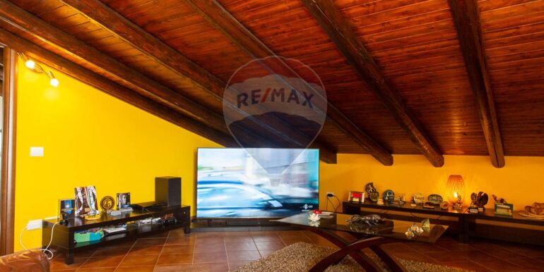 20251210101343-1008578-14