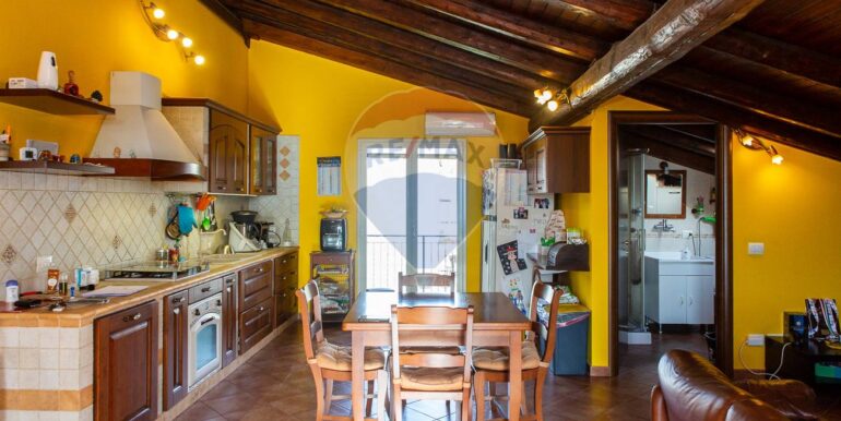 20251210101347-1008578-15