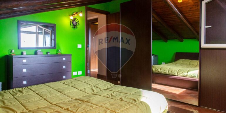 20251210101430-1008578-28