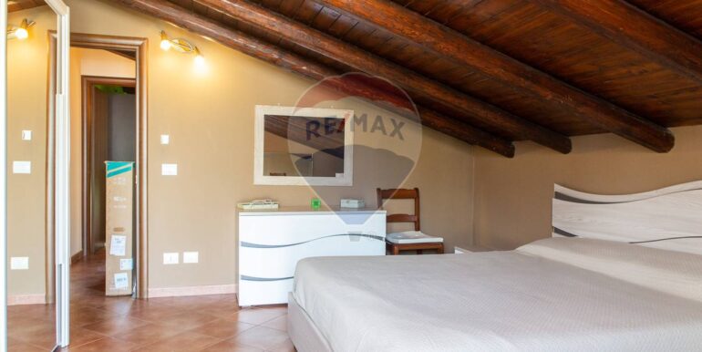 20251210101444-1008578-32