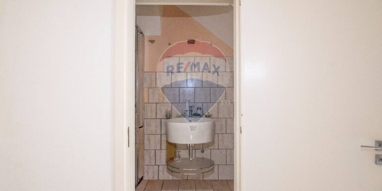 20251210112148-1008608-8